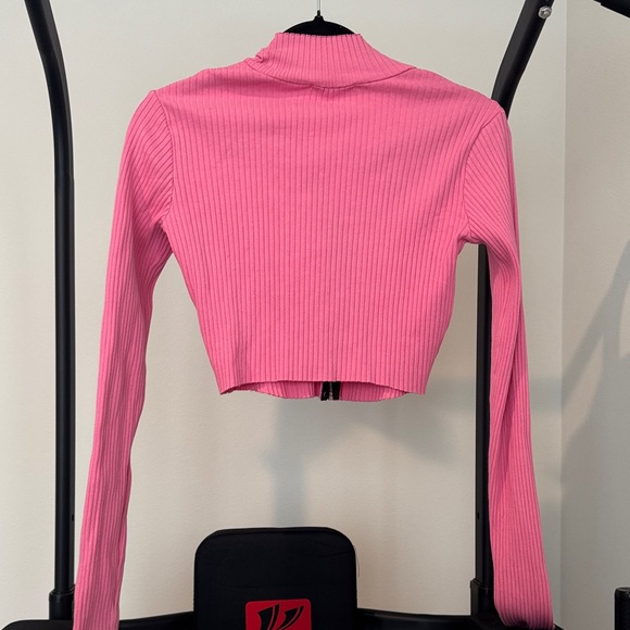 Cotton Citizen Vibrant Pink Zip-Up Crop Top - Picture 7 of 8